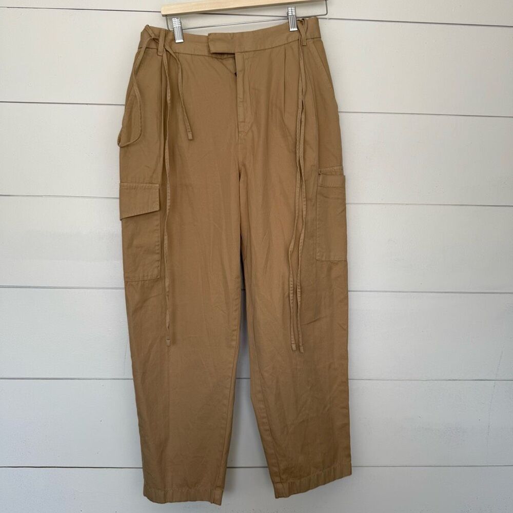 GAP Women’s 12 Golden Khaki Pleated Cargo Pants